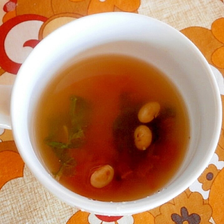大豆と人参のスープ